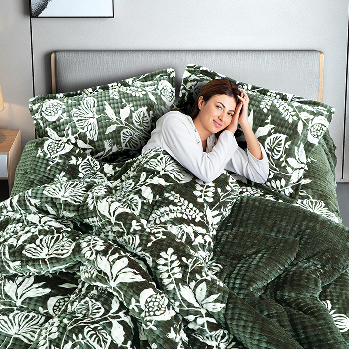 Haze Winter Bedsheet